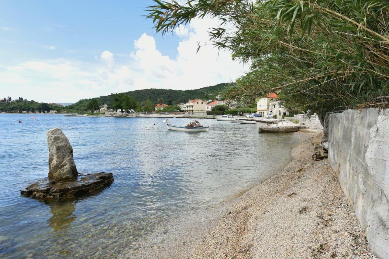 Hajdi Villa Kamenari Eksteriør bilde